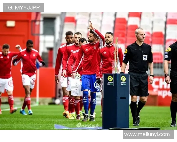 昂热对阵尼姆精彩比赛视频回顾及赛后分析分享