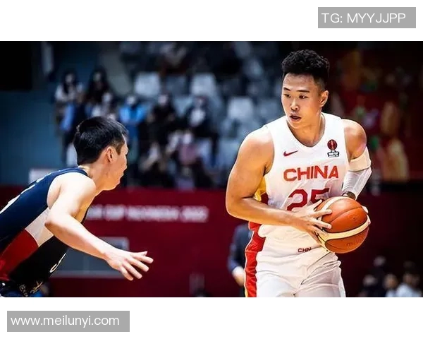 贺希宁：从青涩少年到篮球场上的璀璨明星之路揭秘